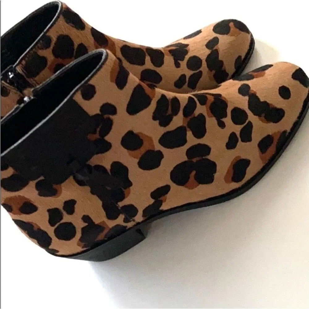 Like new Cole Haan Calf Hair / Leather Ankle Boots Size 7.5 - Picture 5 of 9
